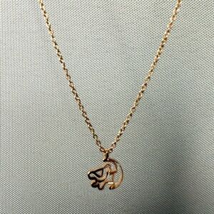 LA CN Womens Gold Tone Chain And Pendant Necklace Locket